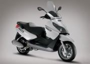 Piaggio X7 125